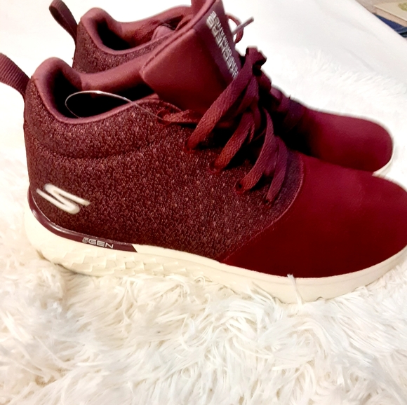 Skechers Shoes - New Skechers performance 5Gen memory foam tennis